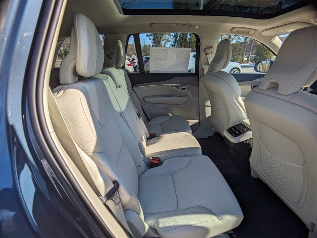 2025 Volvo XC90 B6 Core Hunt Valley MD