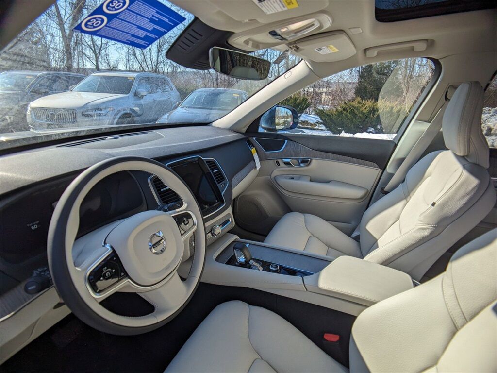 2025 Volvo XC90 B6 Core Hunt Valley MD