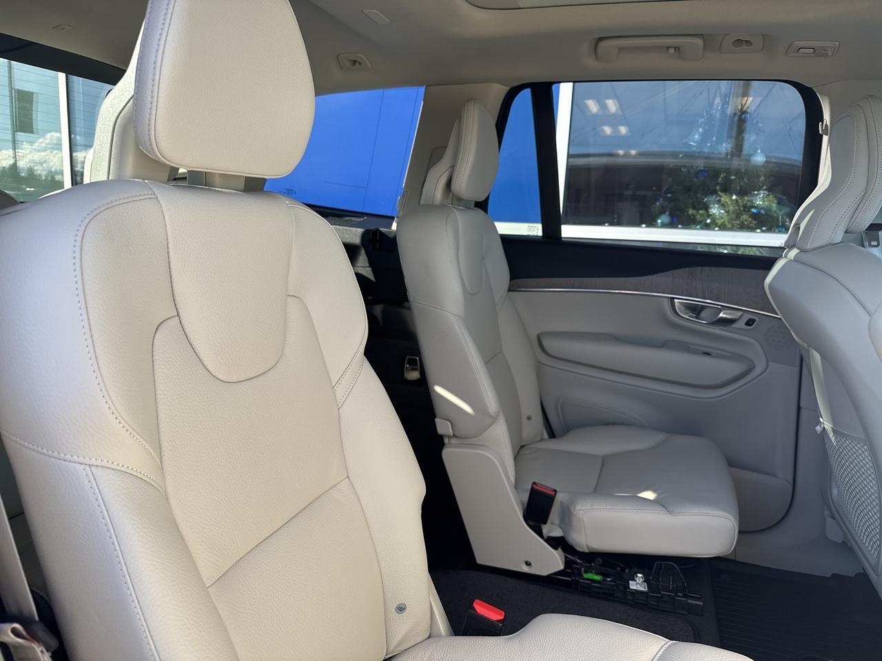 2025 Volvo XC90 B6 Plus 6-Seater Bend OR