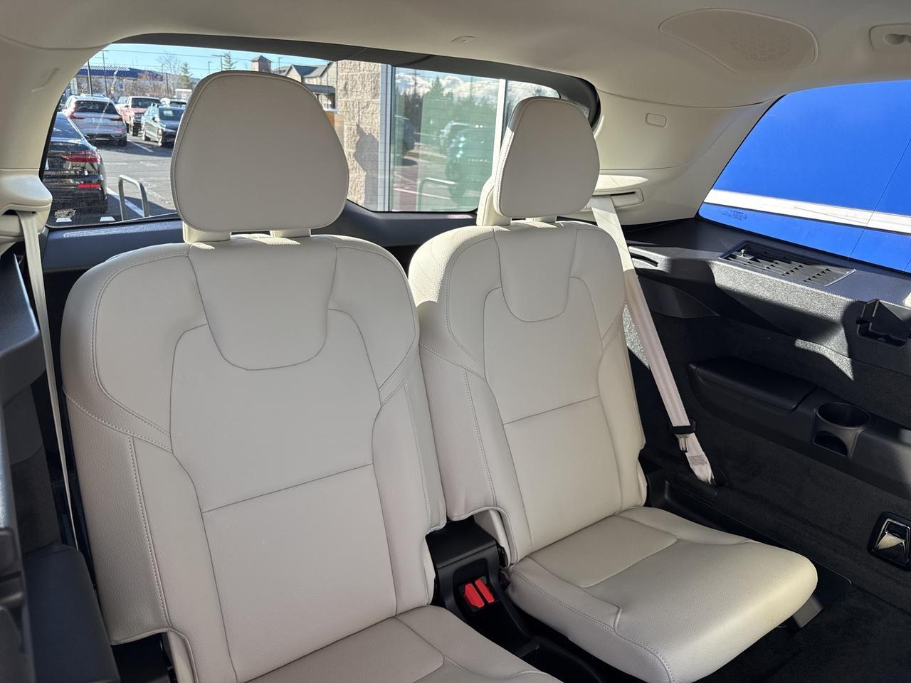 2025 Volvo XC90 B6 Plus 6-Seater Bend OR