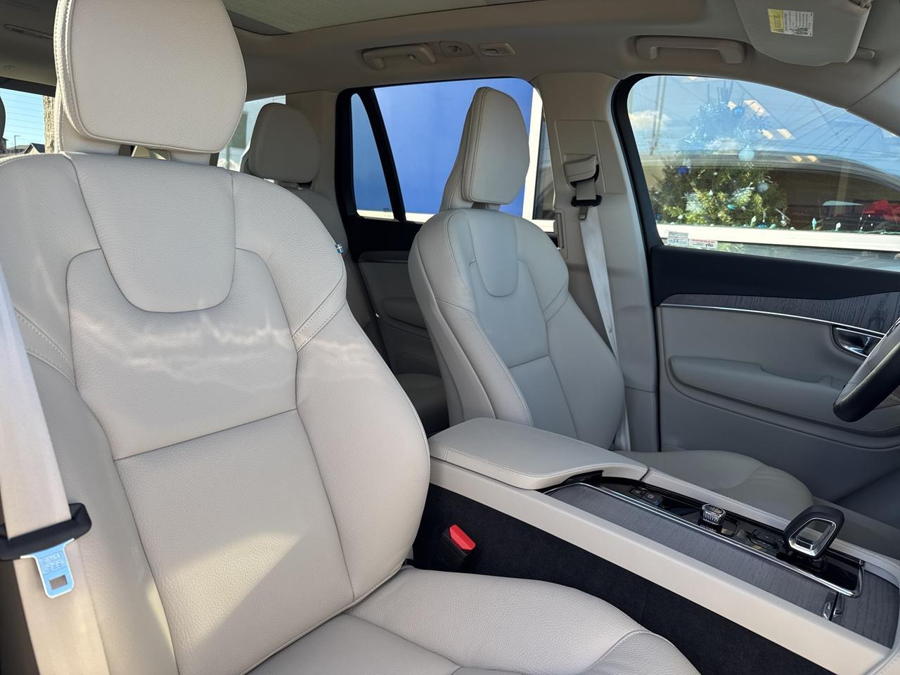 2025 Volvo XC90 B6 Plus 6-Seater Bend OR