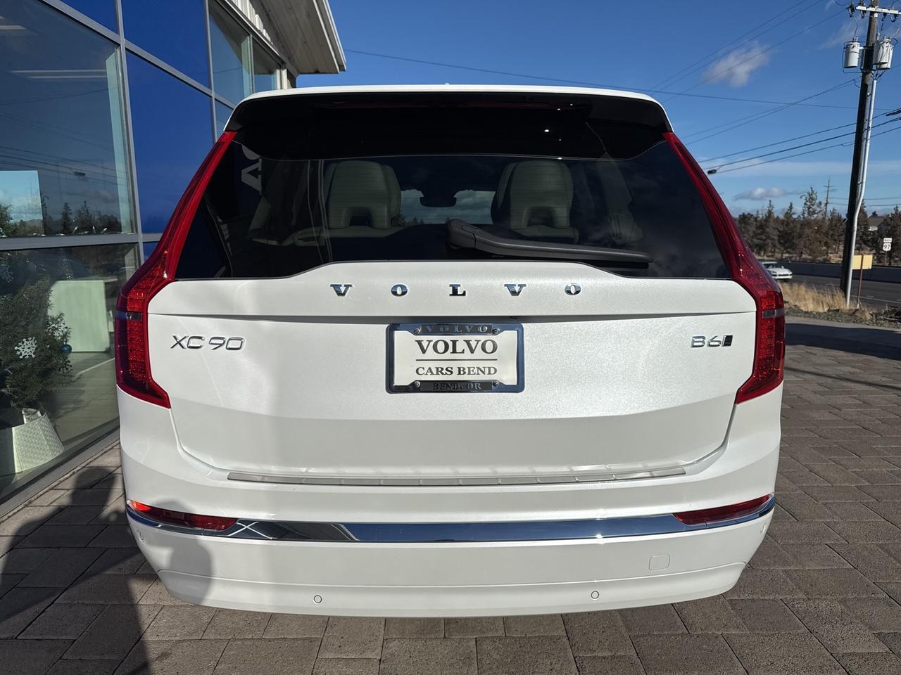 2025 Volvo XC90 B6 Plus 6-Seater Bend OR