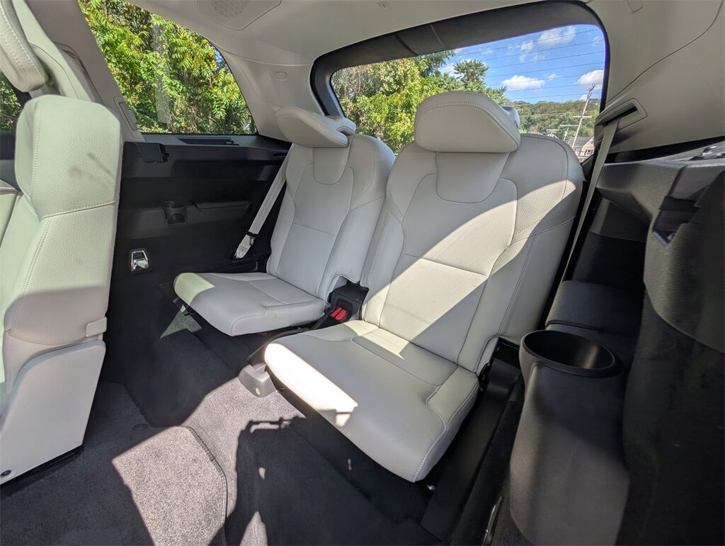 2025 Volvo XC90 B6 Plus 6-Seater Hunt Valley MD