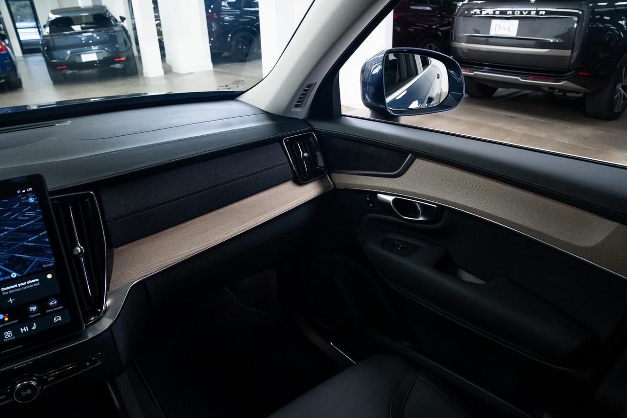 2025 Volvo XC90 B6 Plus 7-Seater 1 Owner Heated Seats Moonroof Portland OR