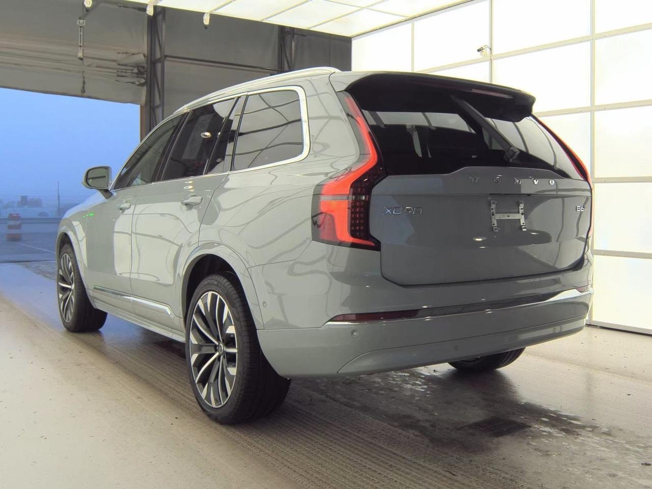 2025 Volvo XC90 B6 Plus 7-Seater 2025.5 Adaptive Cruise Surround View Camera Portland OR