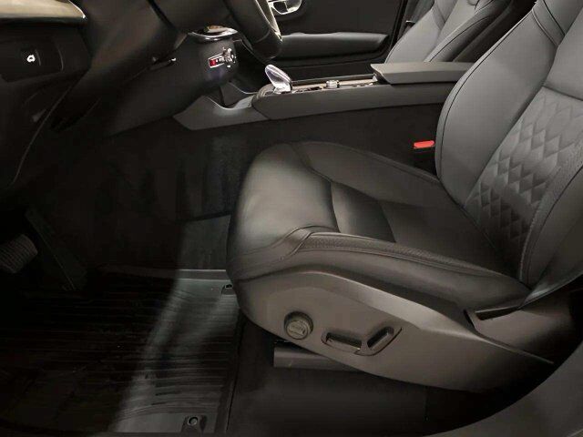 2025 Volvo XC90 B6 Plus 7-Seater 2025.5 Dallas TX