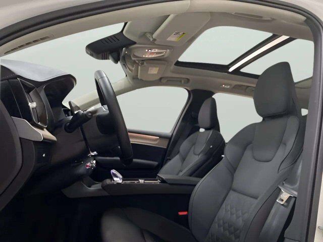 2025 Volvo XC90 B6 Plus 7-Seater 2025.5 Dallas TX