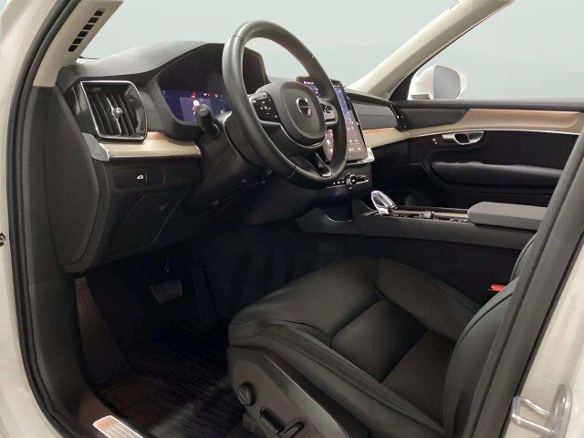 2025 Volvo XC90 B6 Plus 7-Seater 2025.5 Dallas TX