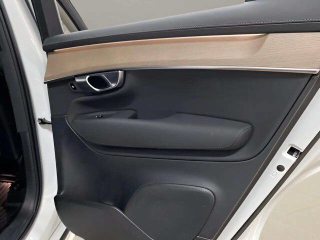 2025 Volvo XC90 B6 Plus 7-Seater 2025.5 Dallas TX