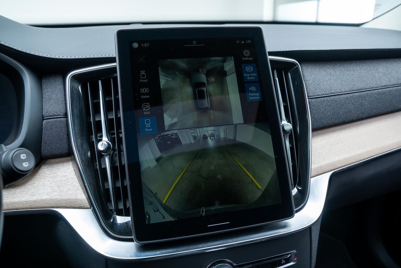 2025 Volvo XC90 B6 Plus 7-Seater 2025.5 Pilot Assist Surround View Camera Portland OR