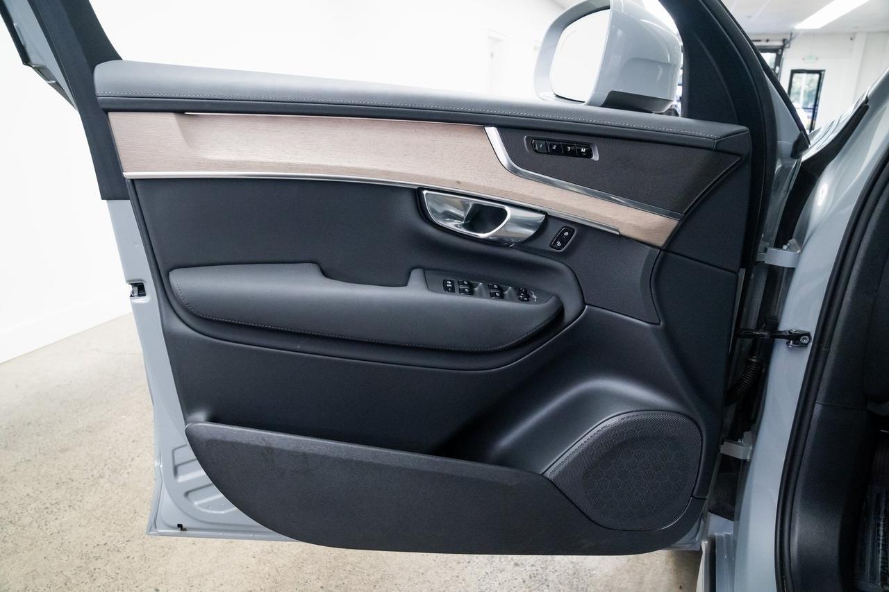 2025 Volvo XC90 B6 Plus 7-Seater Adaptive Cruise Surround View Camera Portland OR