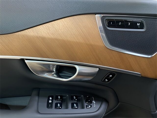 2025 Volvo XC90 B6 Plus 7-Seater Dallas TX