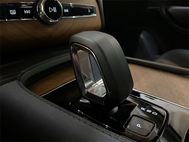 2025 Volvo XC90 B6 Plus 7-Seater Dallas TX