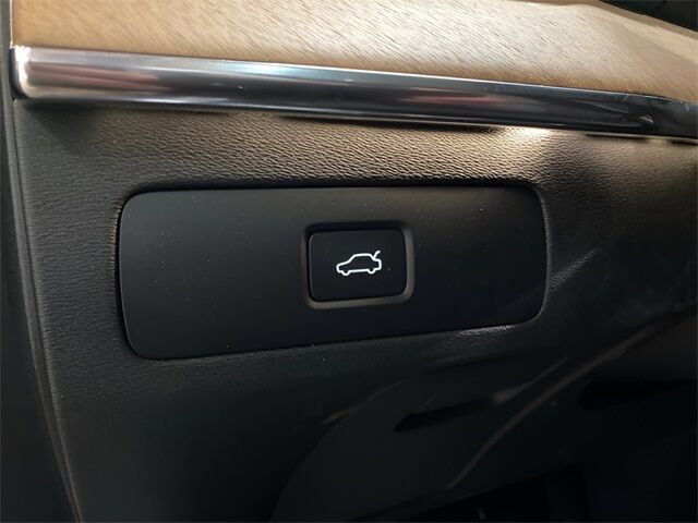 2025 Volvo XC90 B6 Plus 7-Seater Dallas TX