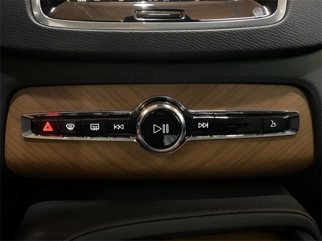 2025 Volvo XC90 B6 Plus 7-Seater Dallas TX