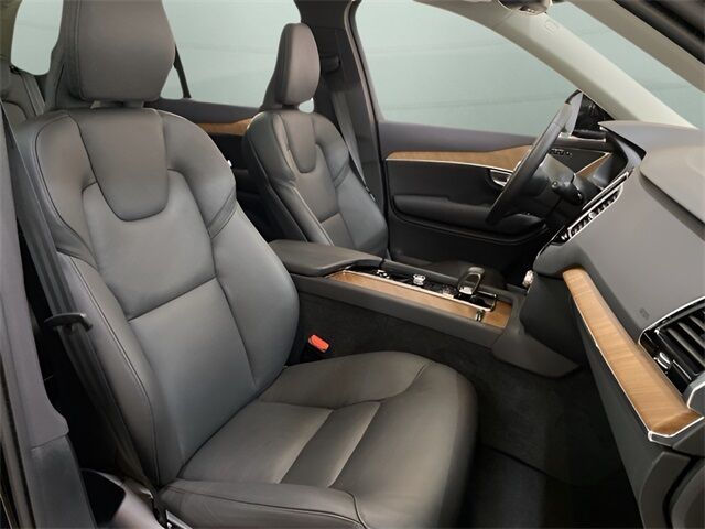 2025 Volvo XC90 B6 Plus 7-Seater Dallas TX