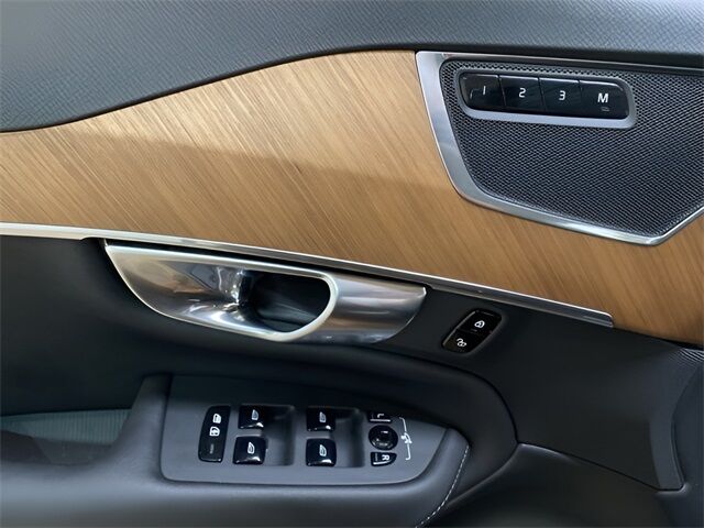 2025 Volvo XC90 B6 Plus 7-Seater Dallas TX