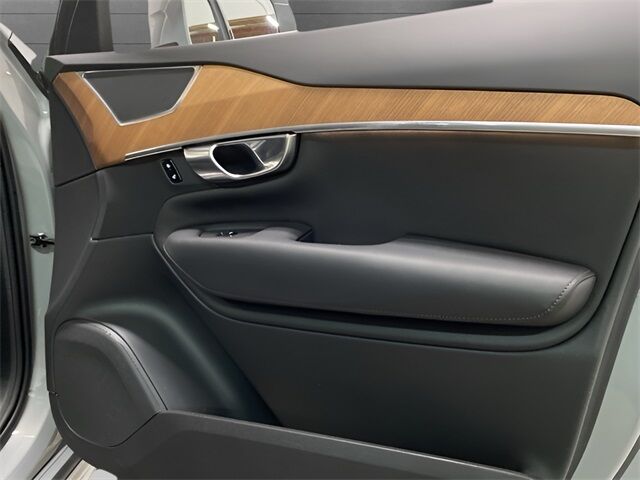 2025 Volvo XC90 B6 Plus 7-Seater Dallas TX