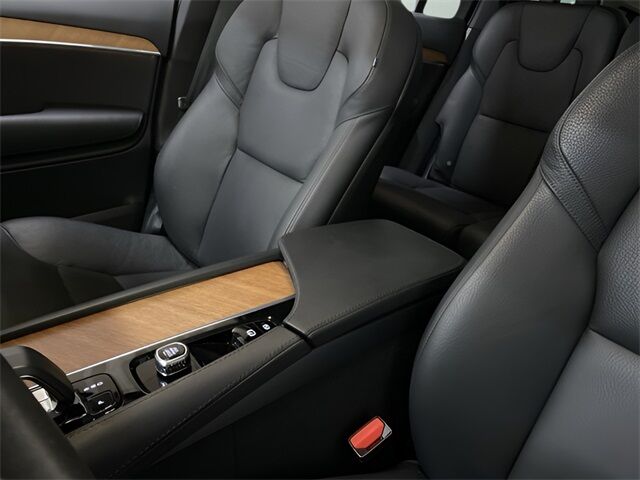 2025 Volvo XC90 B6 Plus 7-Seater Dallas TX