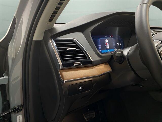 2025 Volvo XC90 B6 Plus 7-Seater Dallas TX