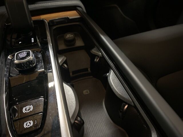 2025 Volvo XC90 B6 Plus 7-Seater Dallas TX