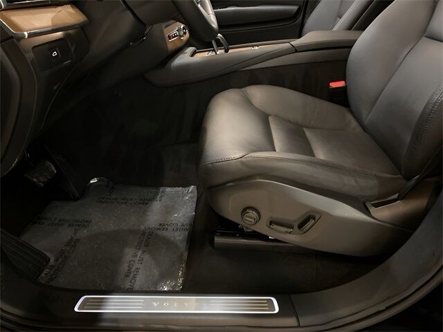 2025 Volvo XC90 B6 Plus 7-Seater Dallas TX