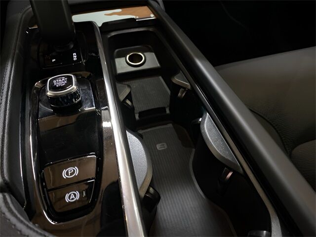 2025 Volvo XC90 B6 Plus 7-Seater Dallas TX