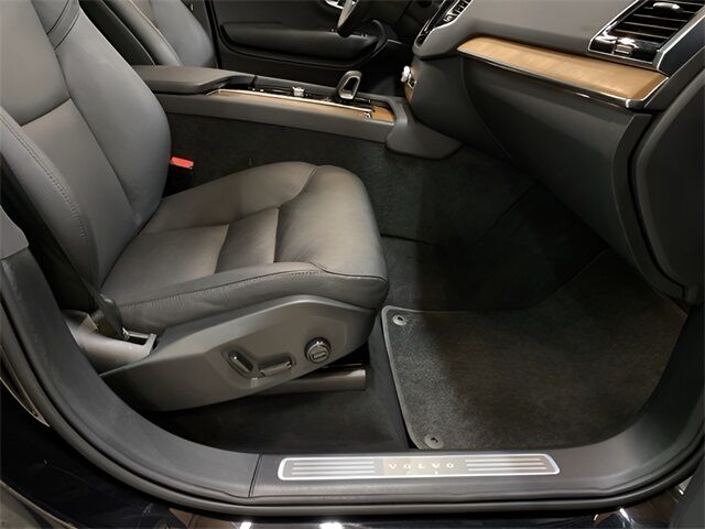 2025 Volvo XC90 B6 Plus 7-Seater Dallas TX
