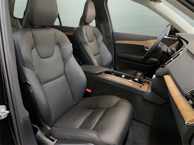 2025 Volvo XC90 B6 Plus 7-Seater Dallas TX