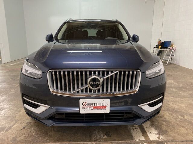 2025 Volvo XC90 B6 Plus 7-Seater