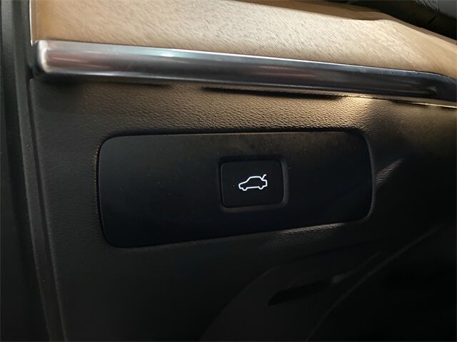 2025 Volvo XC90 B6 Plus 7-Seater Dallas TX