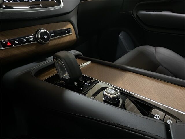 2025 Volvo XC90 B6 Plus 7-Seater Dallas TX