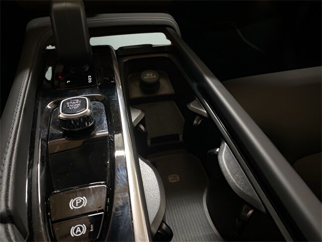 2025 Volvo XC90 B6 Plus 7-Seater Dallas TX
