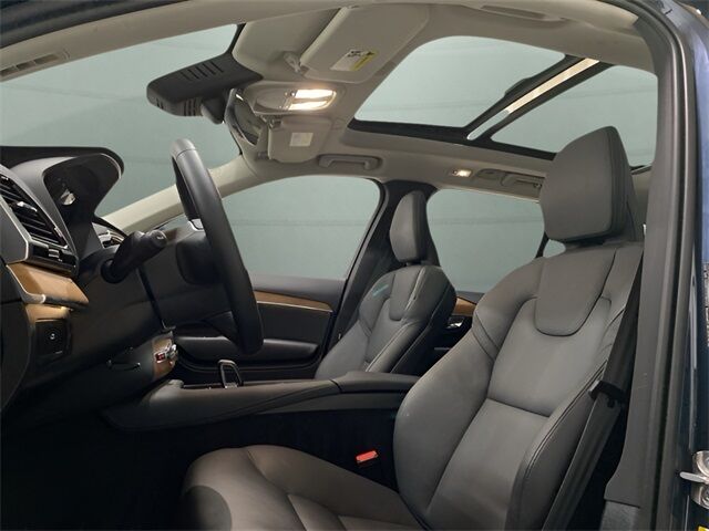 2025 Volvo XC90 B6 Plus 7-Seater Dallas TX