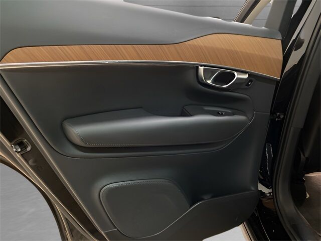 2025 Volvo XC90 B6 Plus 7-Seater Dallas TX