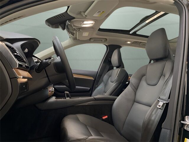 2025 Volvo XC90 B6 Plus 7-Seater Dallas TX