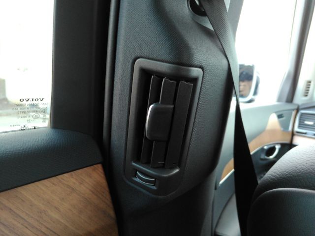 2025 Volvo XC90 B6 Plus 7-Seater Plano TX