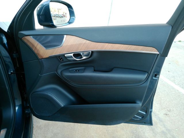 2025 Volvo XC90 B6 Plus 7-Seater Plano TX