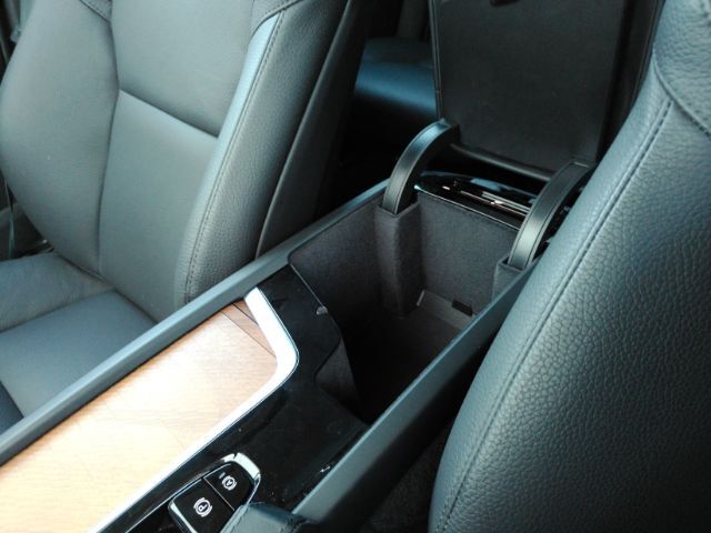 2025 Volvo XC90 B6 Plus 7-Seater Plano TX