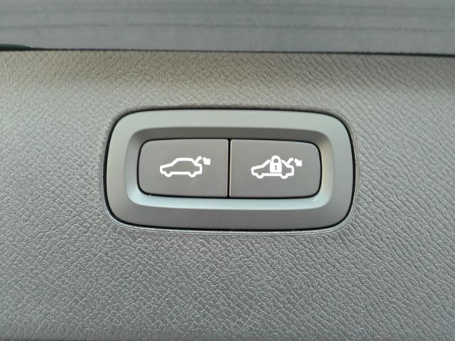 2025 Volvo XC90 B6 Plus 7-Seater Plano TX