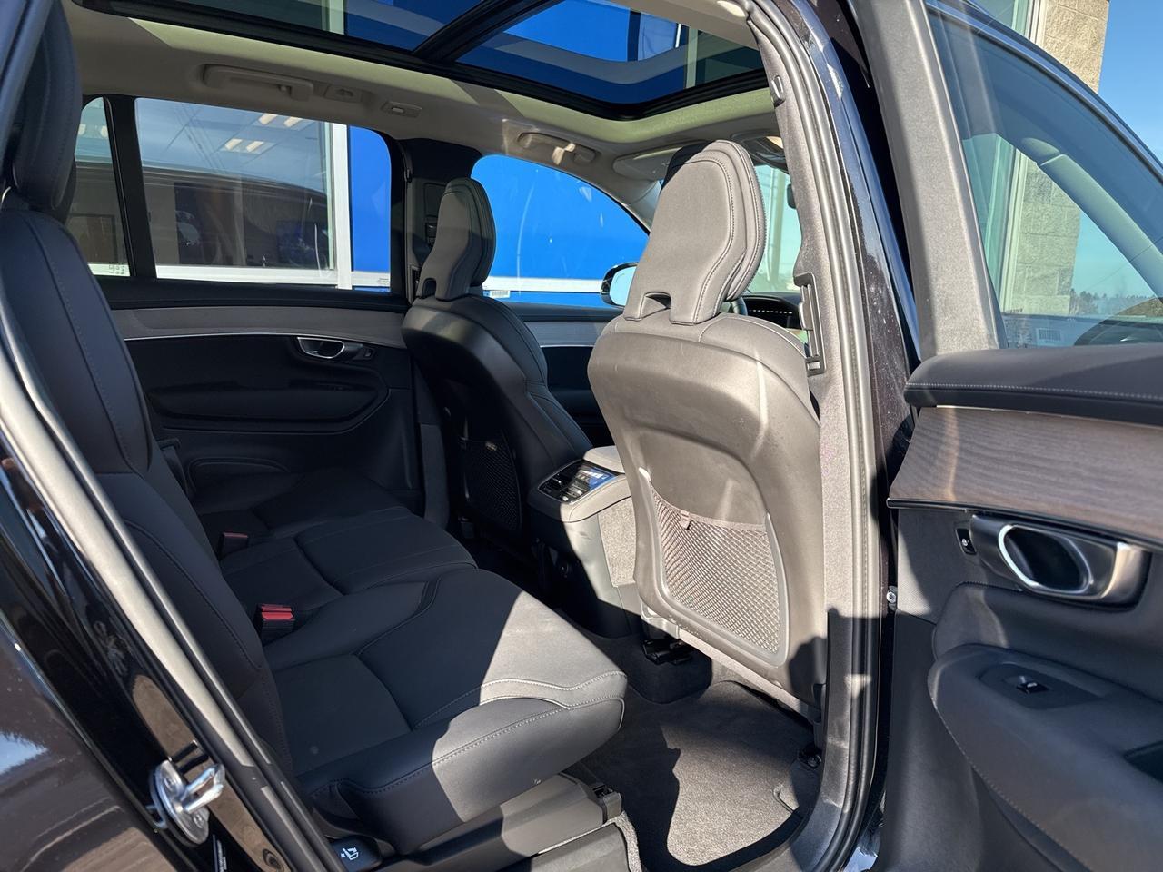 2025 Volvo XC90 B6 Plus 7-Seater Bend OR