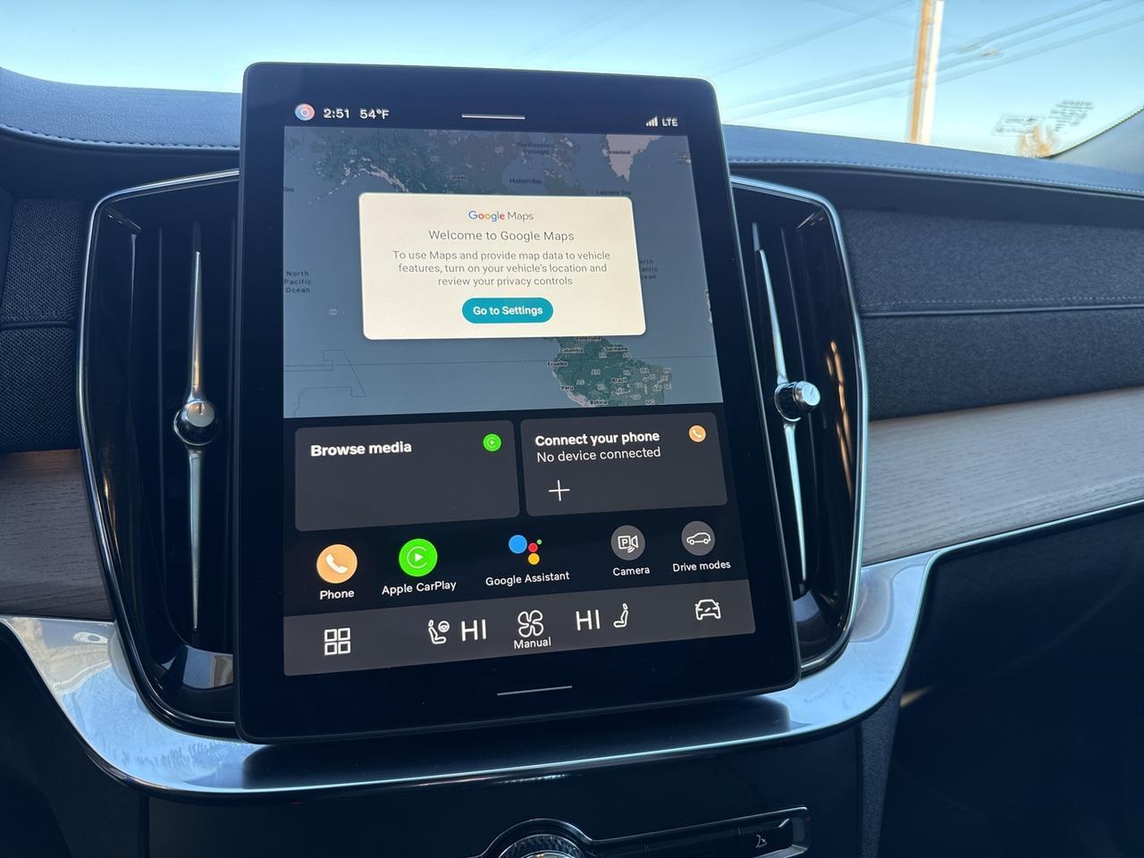 2025 Volvo XC90 B6 Plus 7-Seater Bend OR