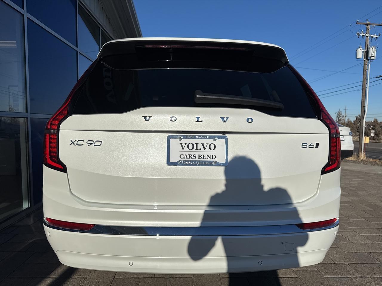 2025 Volvo XC90 B6 Plus 7-Seater Bend OR