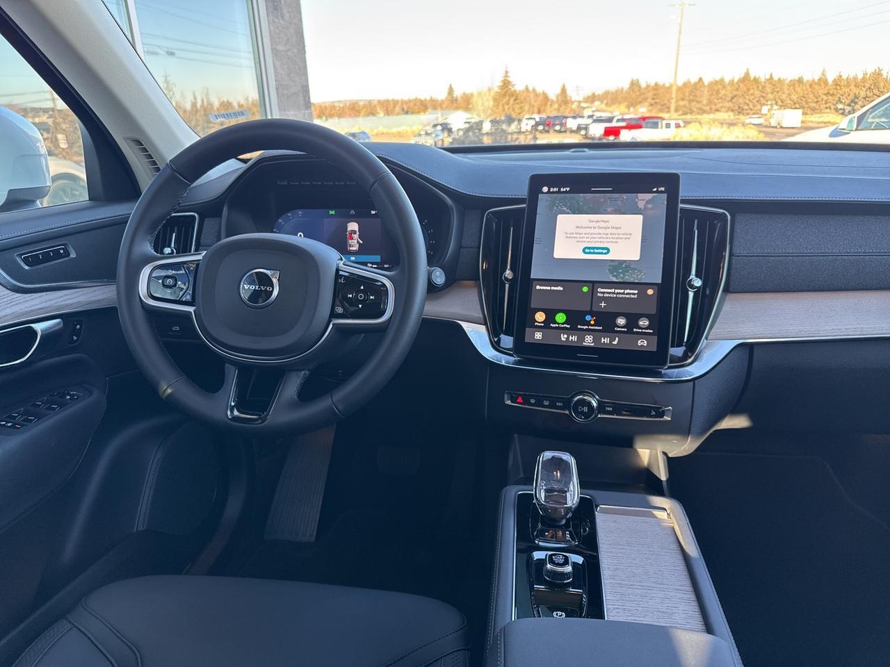 2025 Volvo XC90 B6 Plus 7-Seater Bend OR