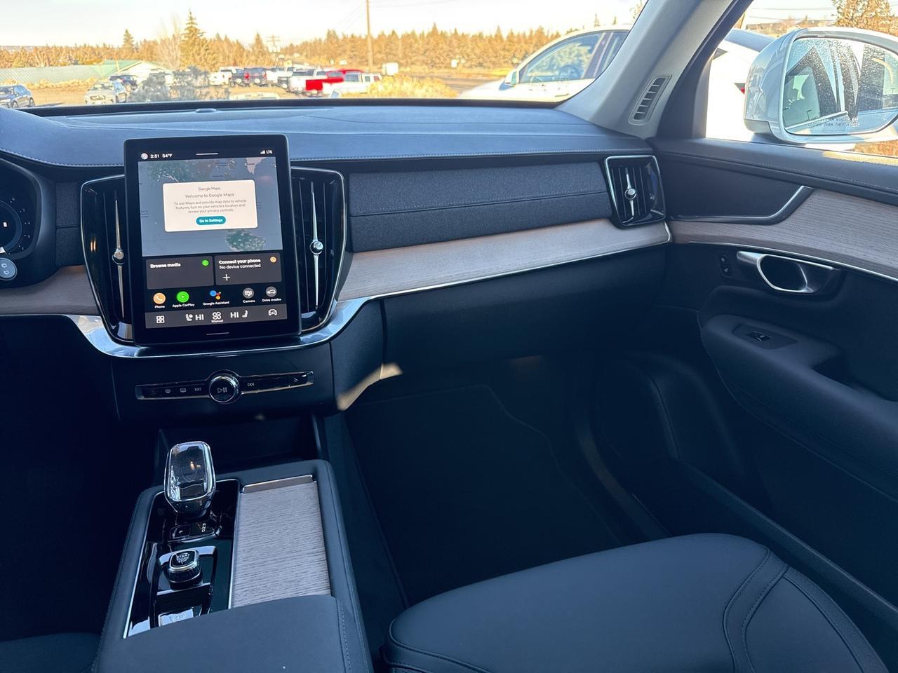 2025 Volvo XC90 B6 Plus 7-Seater Bend OR