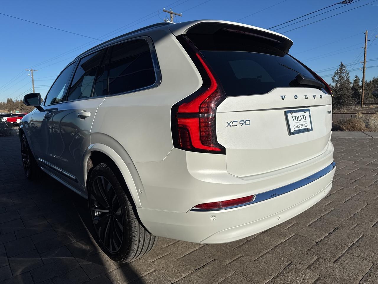 2025 Volvo XC90 B6 Plus 7-Seater Bend OR