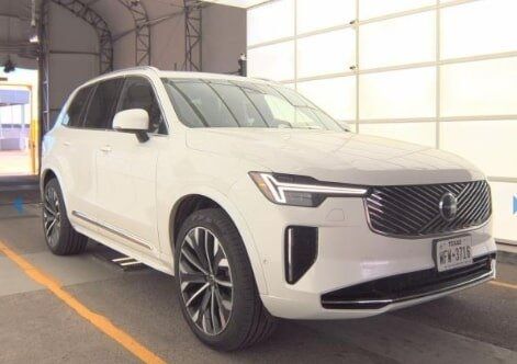 2025 Volvo XC90 B6 Plus 7-Seater