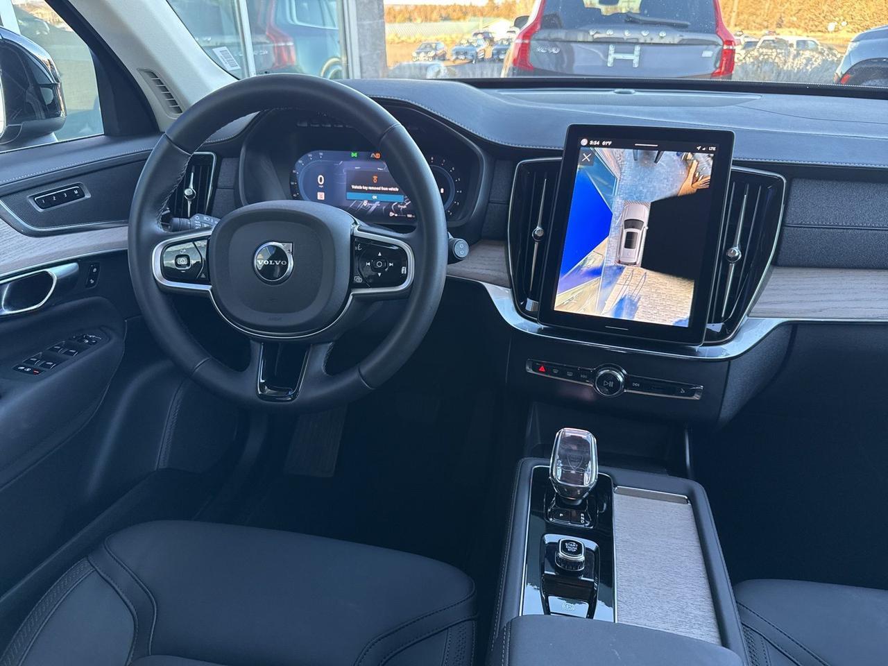 2025 Volvo XC90 B6 Plus 7-Seater Bend OR