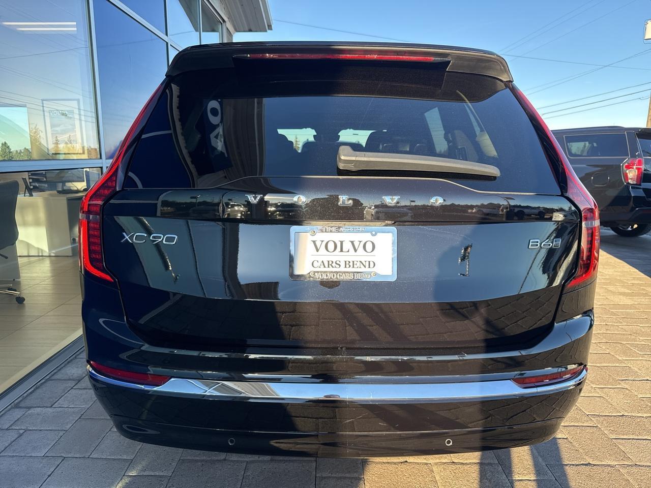 2025 Volvo XC90 B6 Plus 7-Seater Bend OR