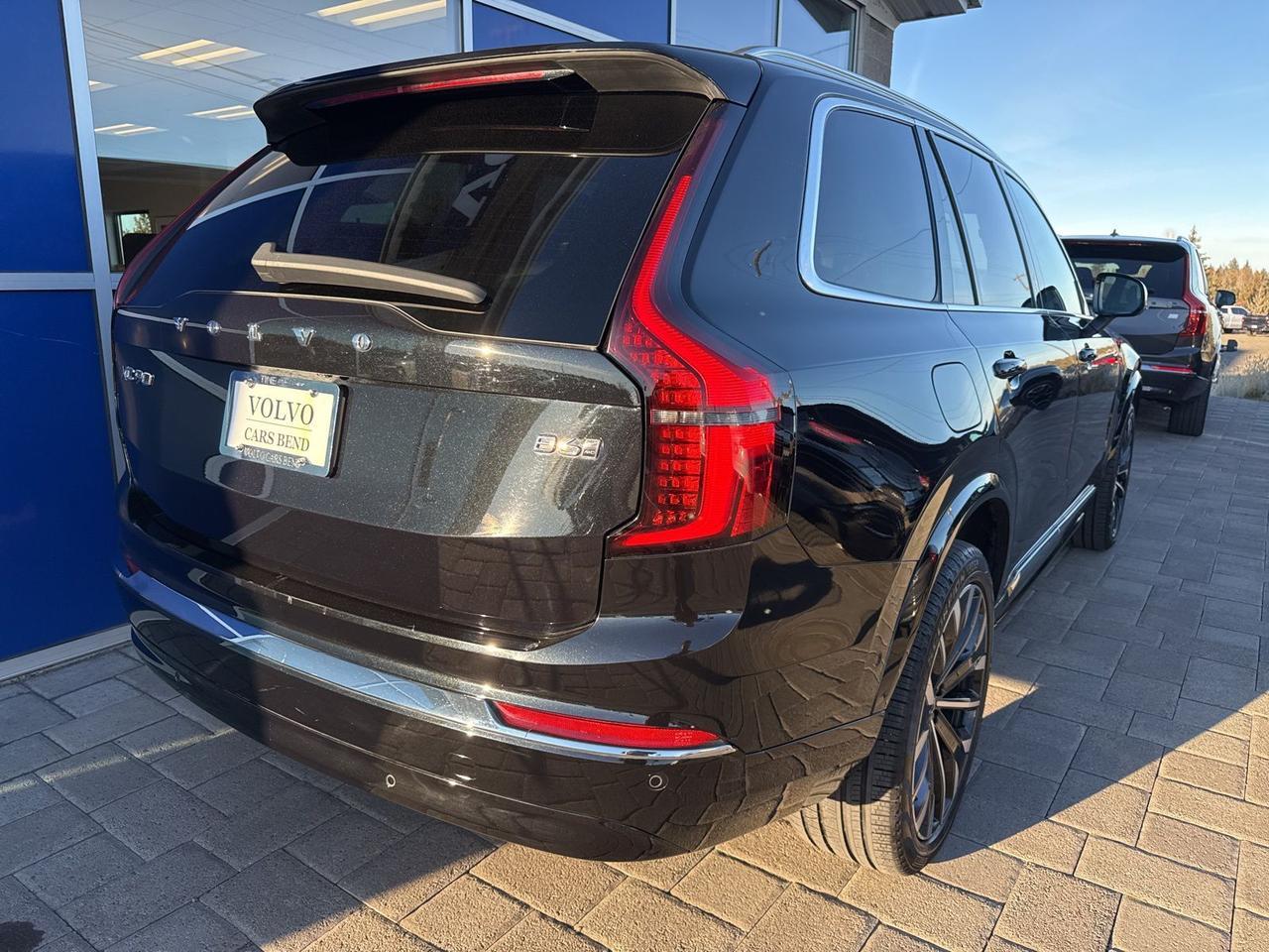 2025 Volvo XC90 B6 Plus 7-Seater Bend OR